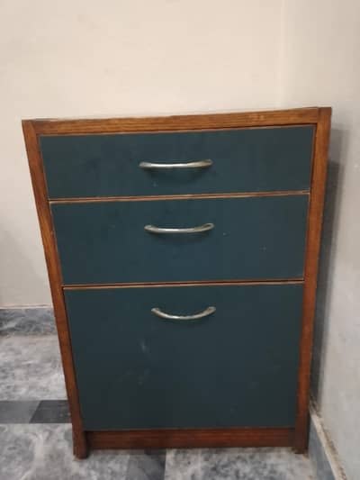 Bedside table in good price,