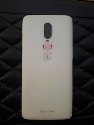 One Plus 6