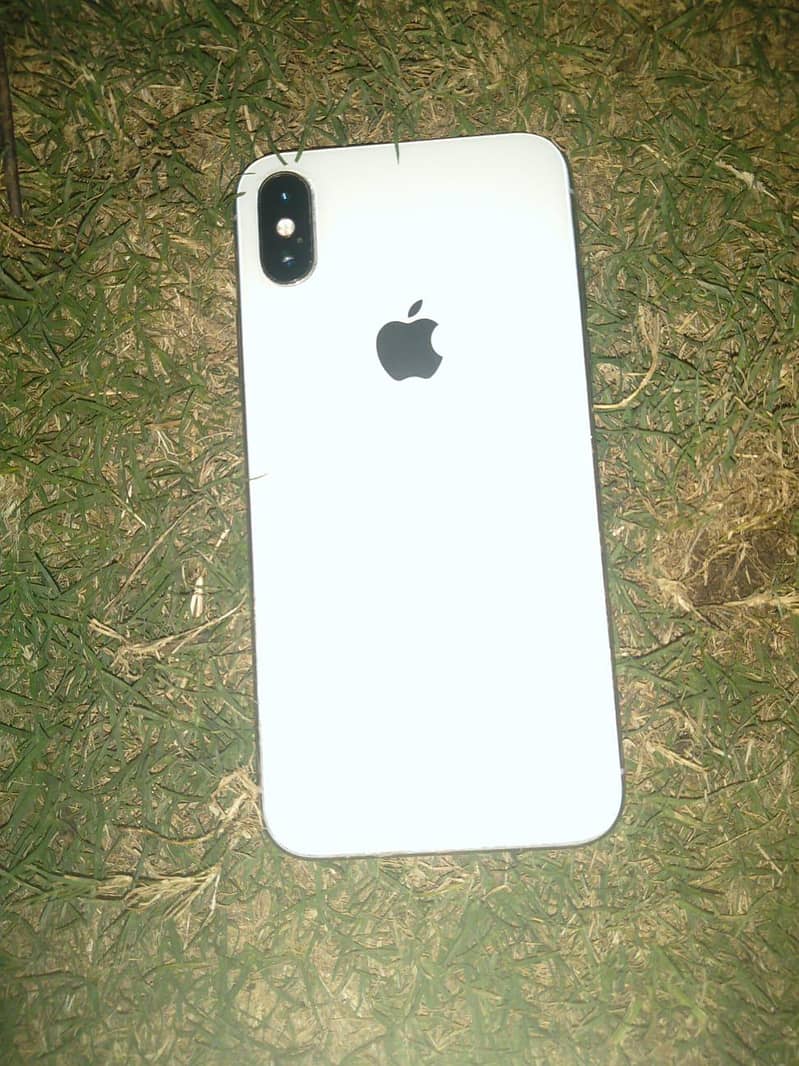 Apple iPhone X 3