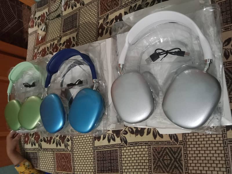 P9 wireless Bluetooth headphones 2
