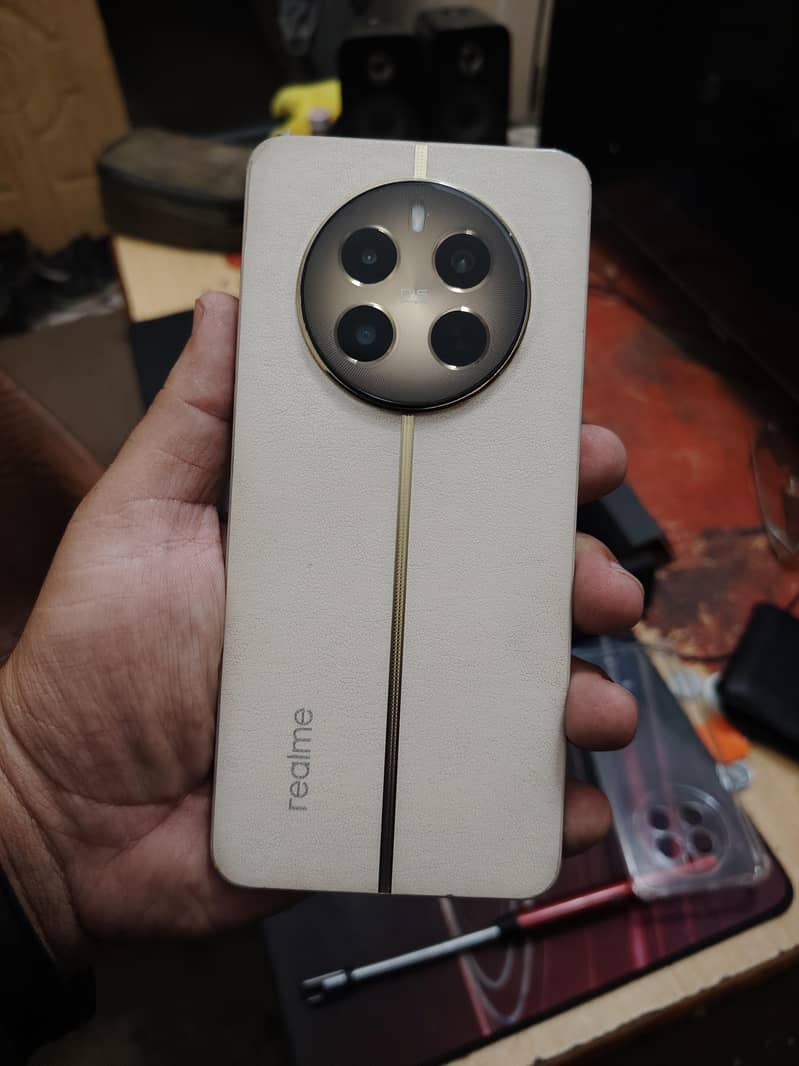 Realme 12 Plus 6