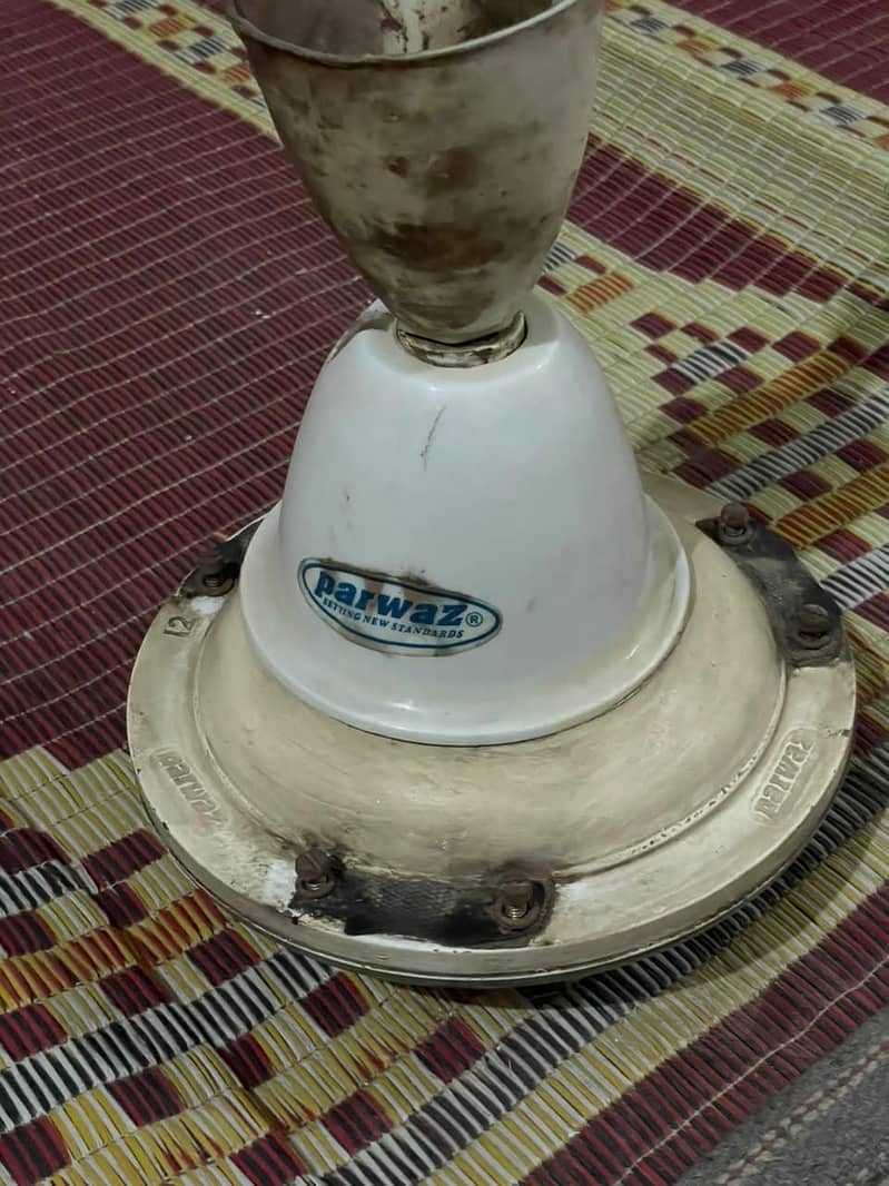 ceiling fan 1
