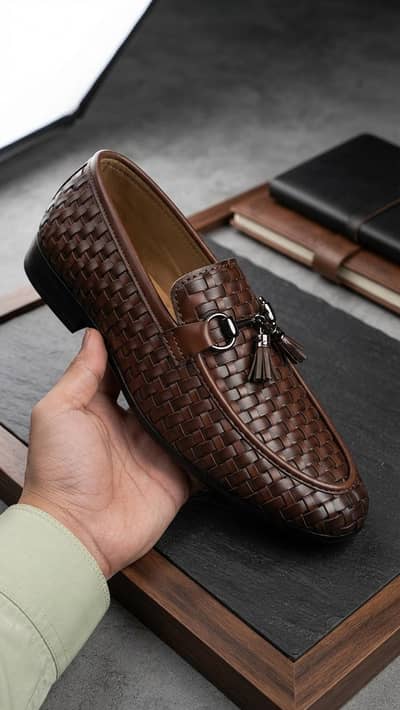 Premium Men’s Brown Loafers – Stylish Woven Design