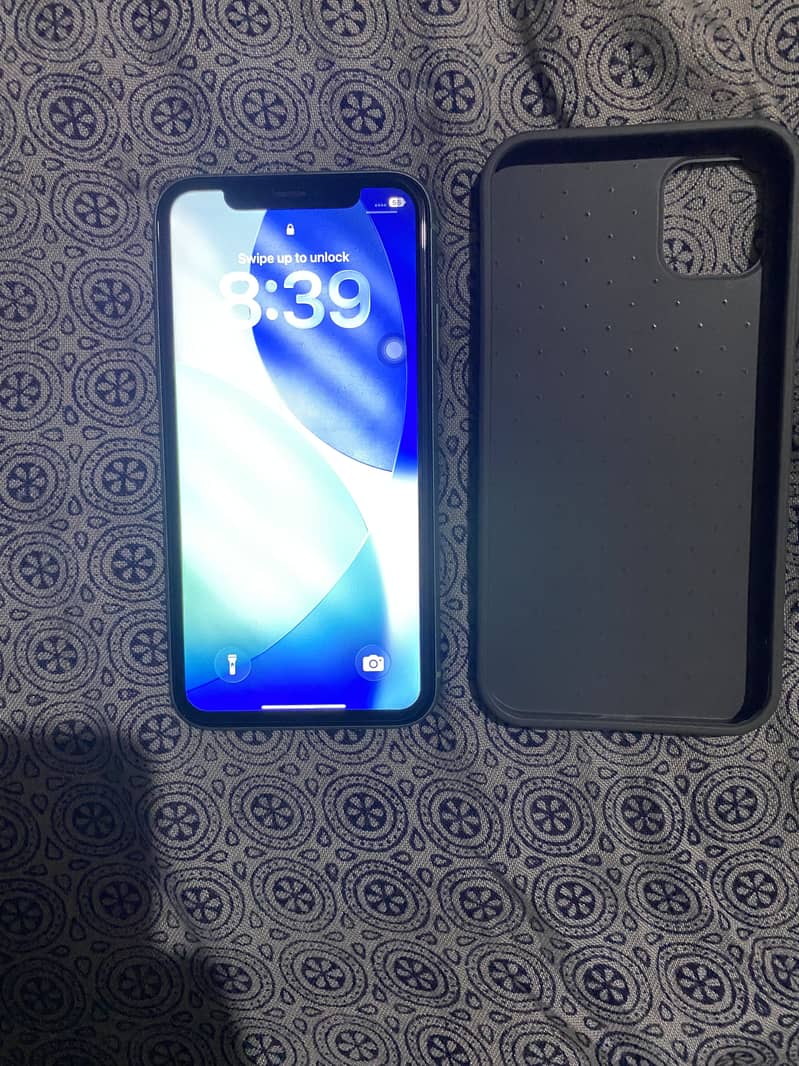 Apple iPhone 11 0