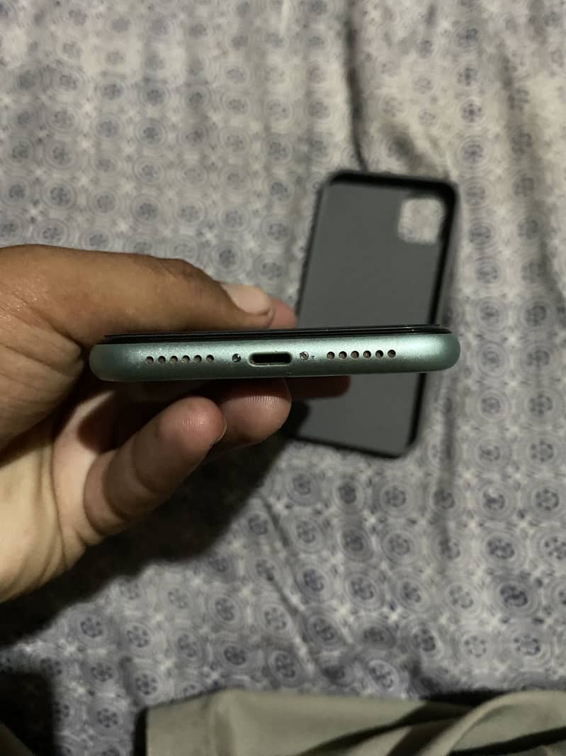 Apple iPhone 11 1