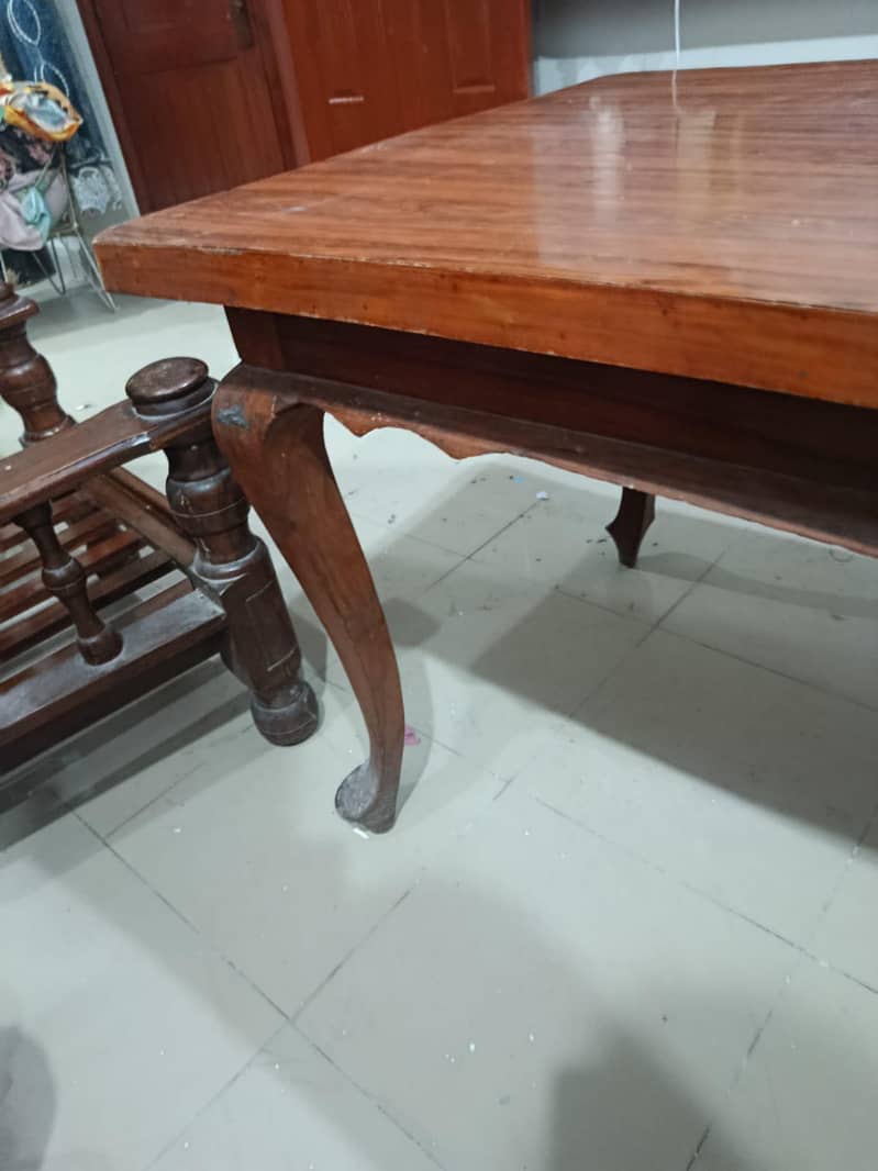 Dinning table 4