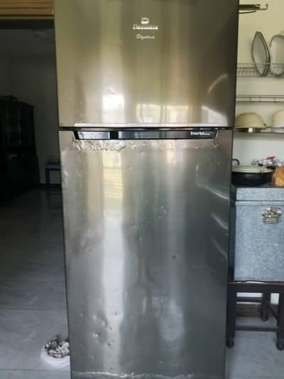 Downlance Refrigerator