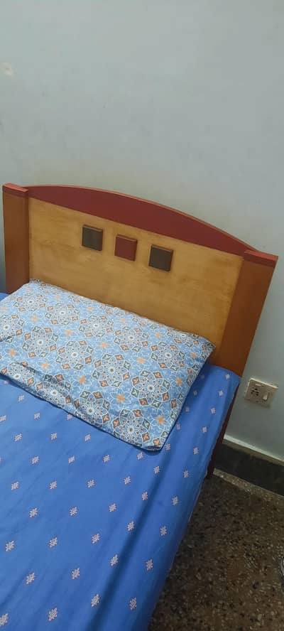 customized wooden single bed without mattress