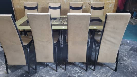 8 seater glass dining good condition