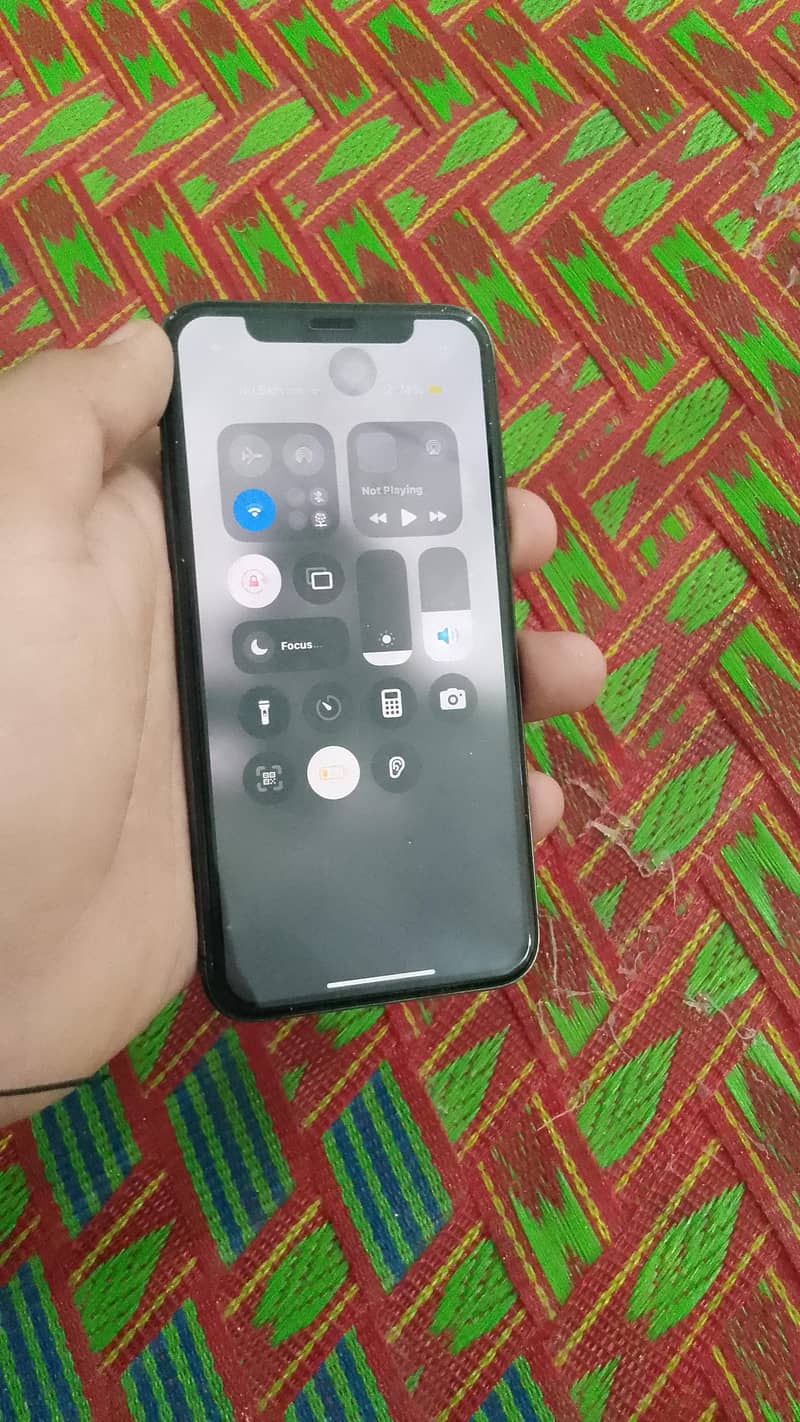 Apple iPhone XS 1