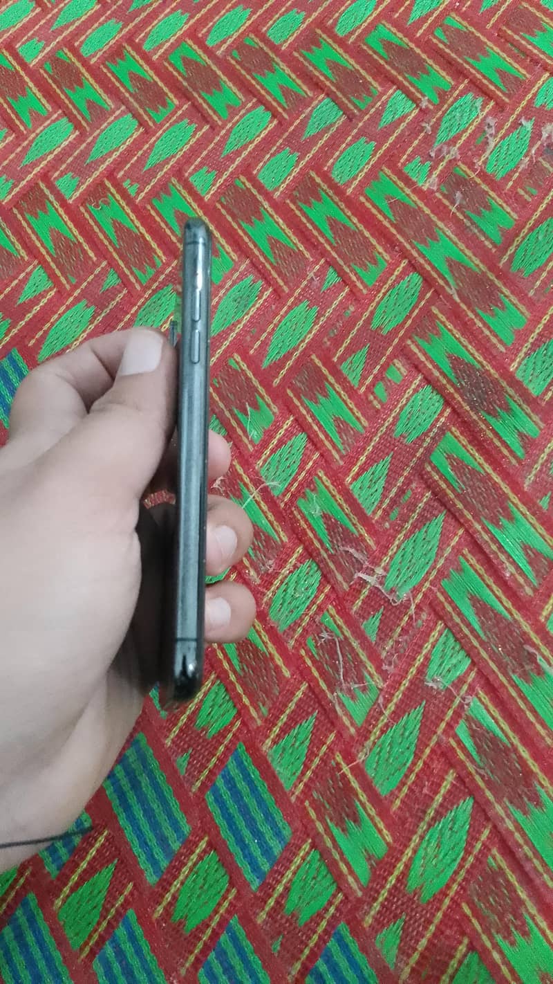 Apple iPhone XS 2