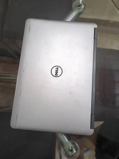 Dell latitude e7240