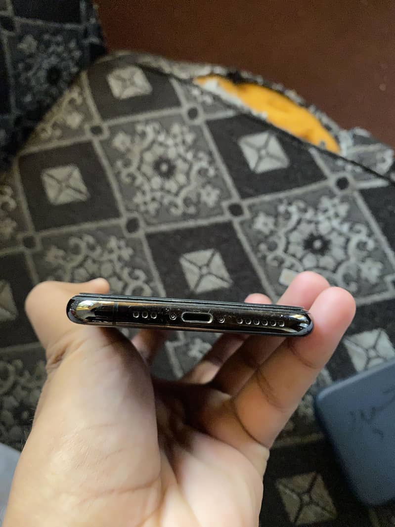 Apple iPhone XS 2