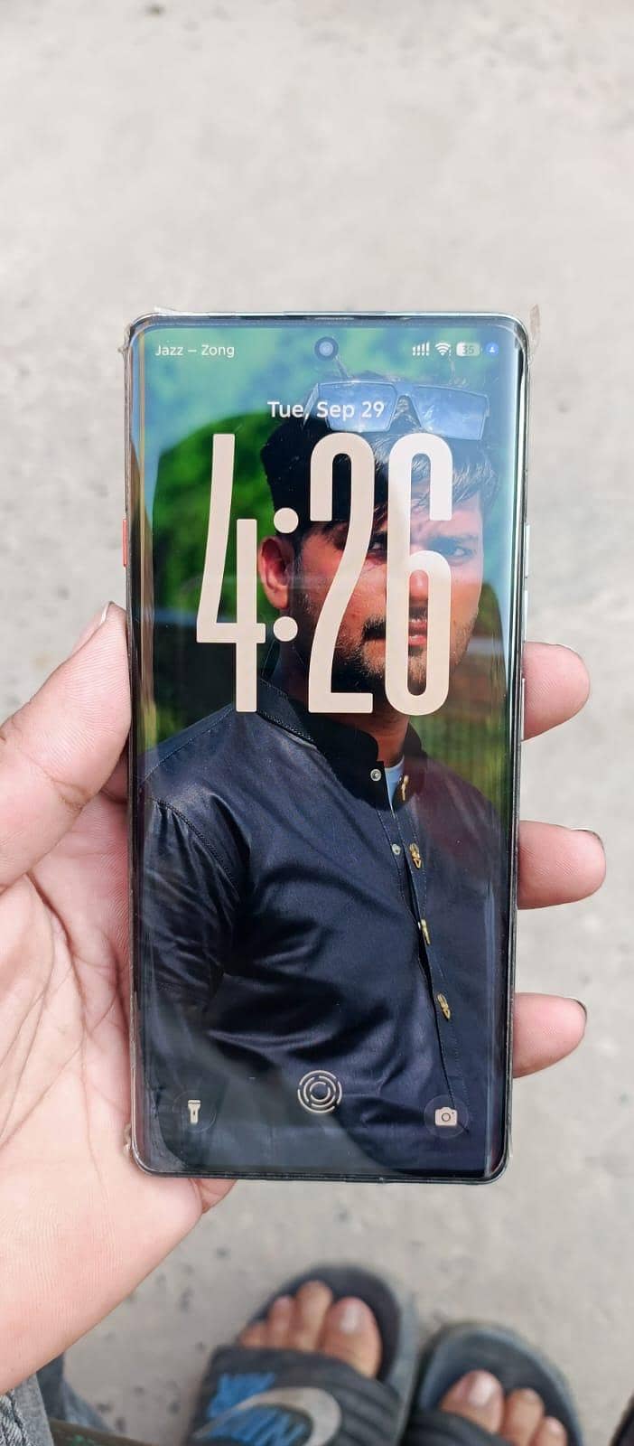 Tecno CAMON 40 Pro 0