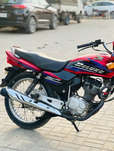 Honda CG 125 Deluxe