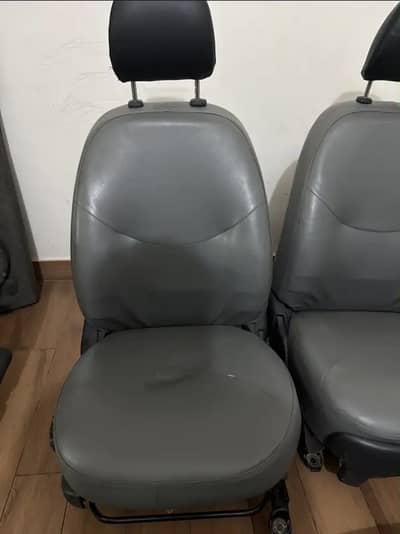 Seat set vitz 2004