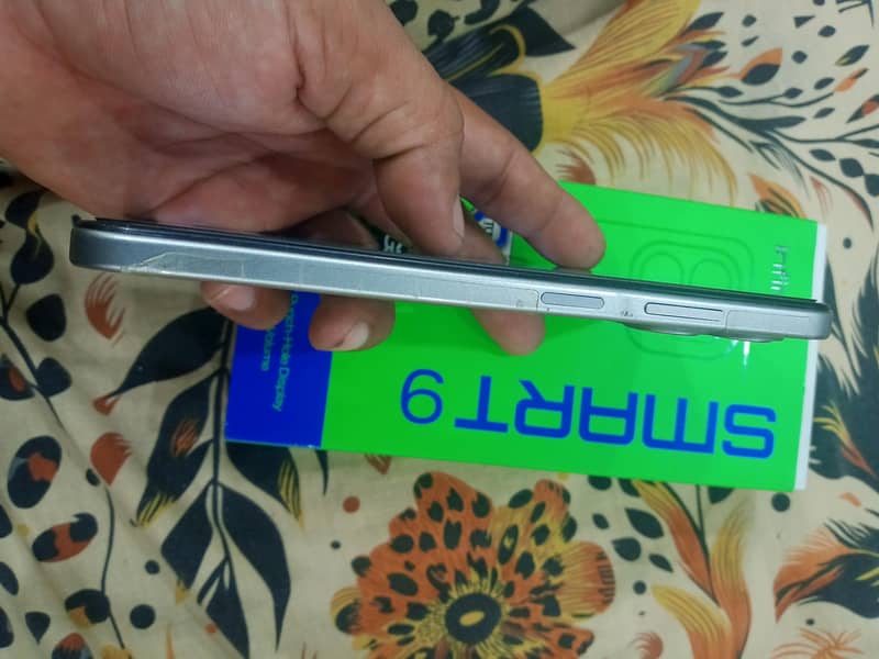 Infinix Smart 9 2