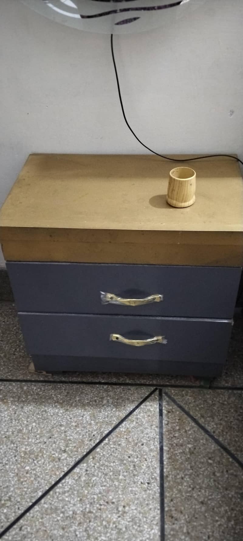 good condition bed 2