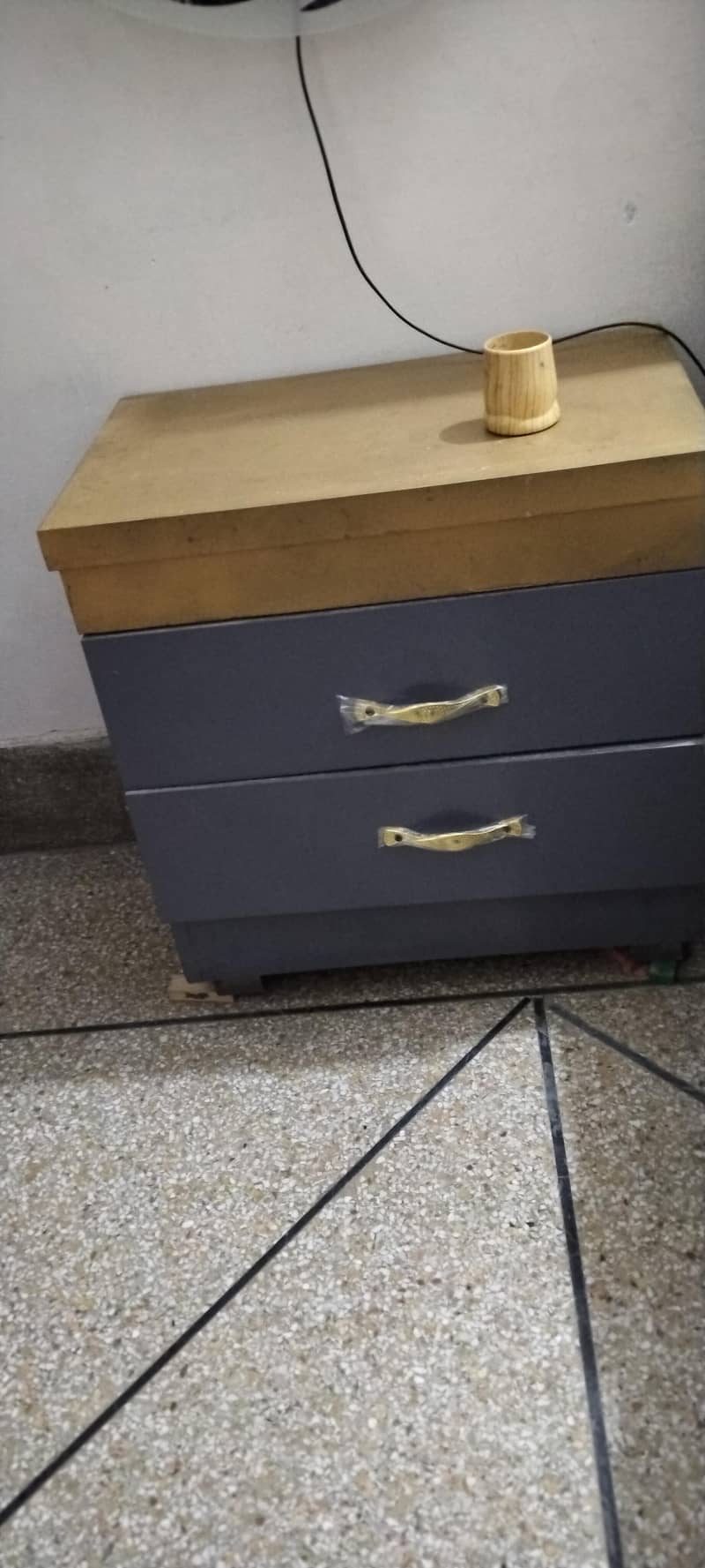 good condition bed 3