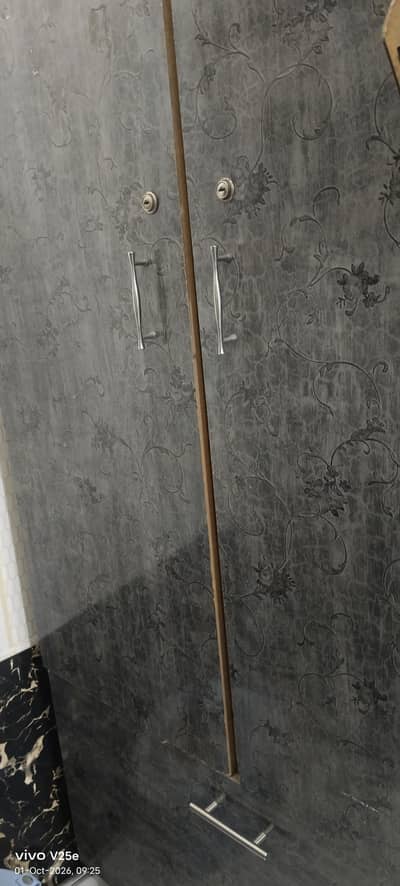 2 door wardrobes