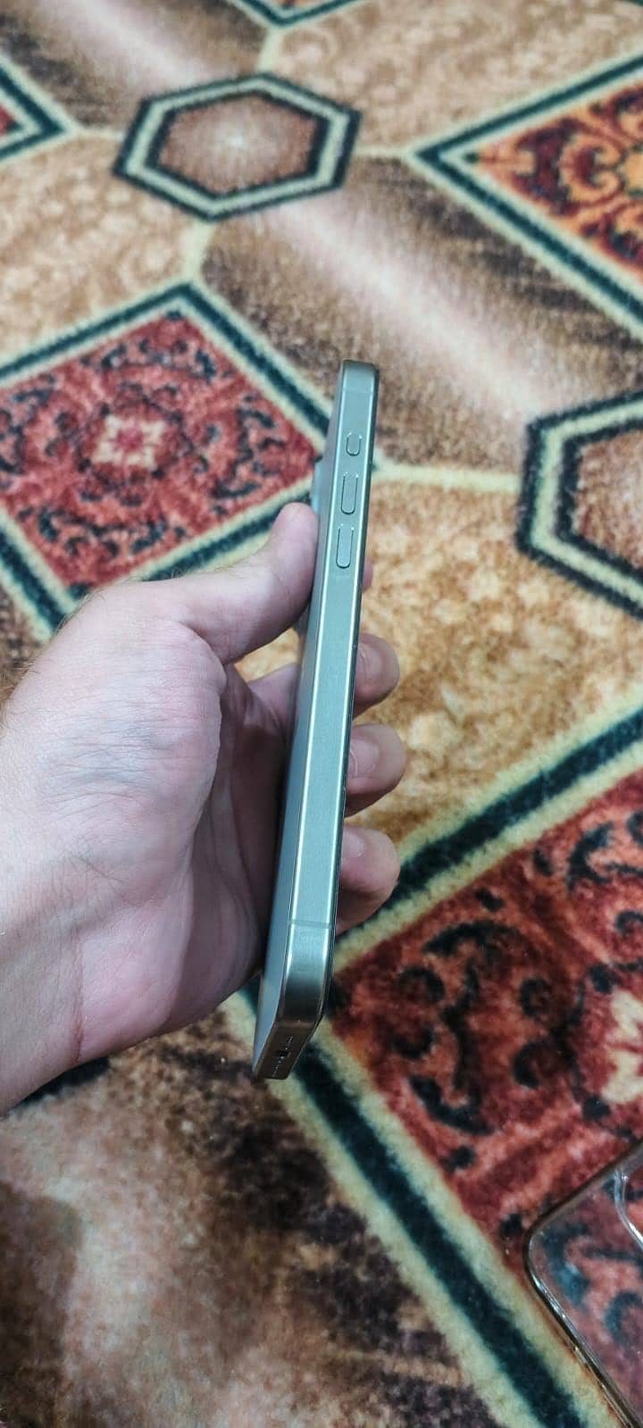 Apple iPhone 15 Pro Max 5