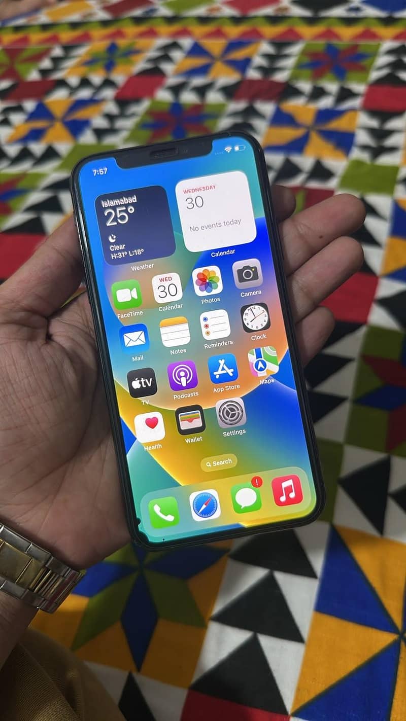 Apple iPhone X 0
