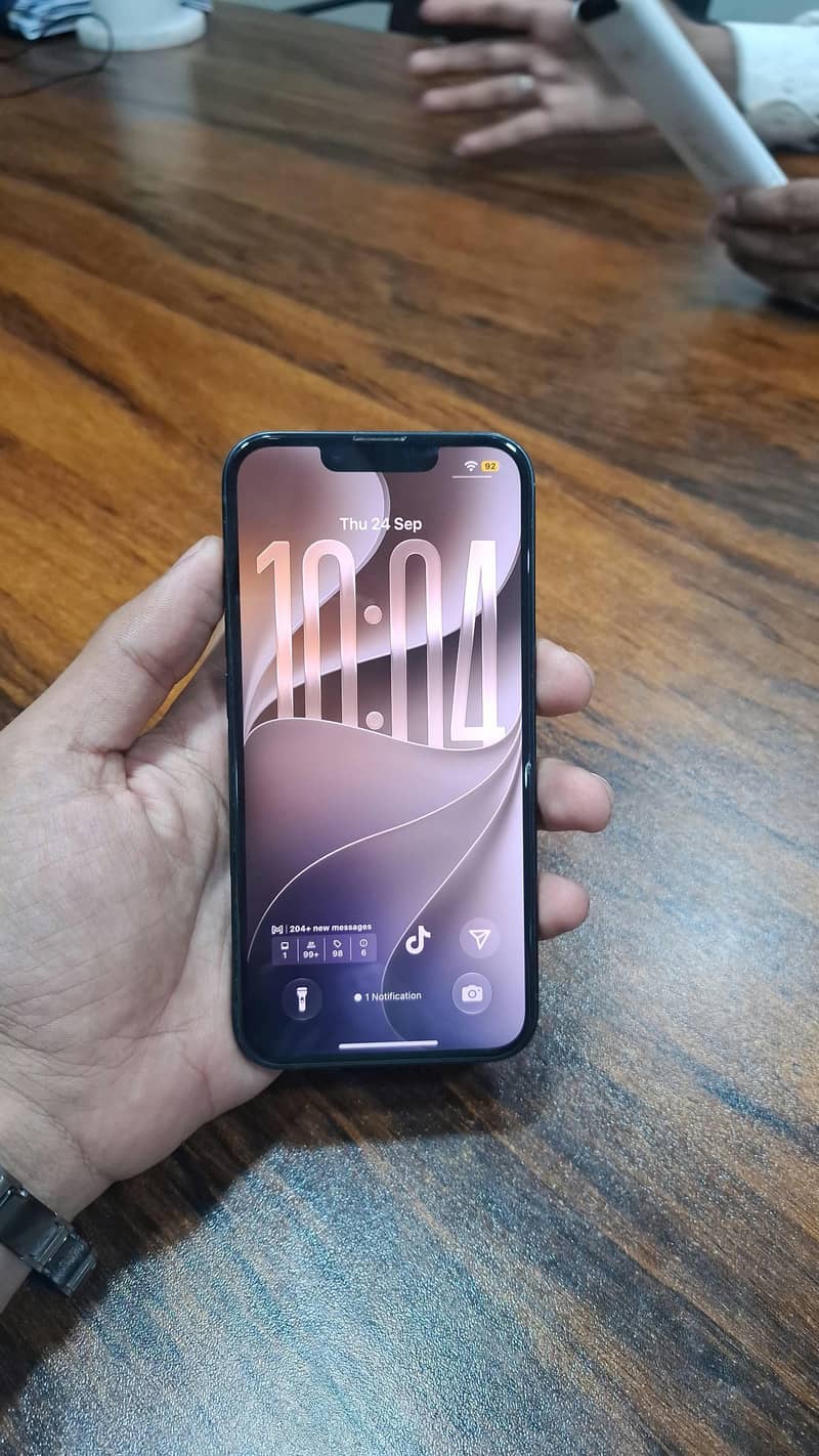 Apple iPhone 14 5