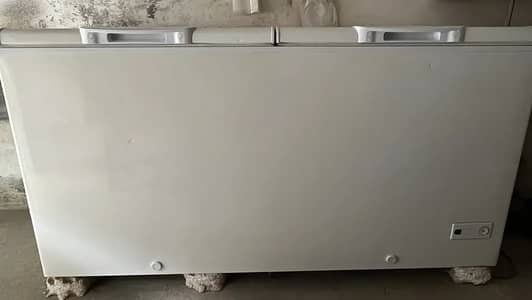 Dawlance Twin Door Deep Freezer – Excellent Condition – 1 Year Used