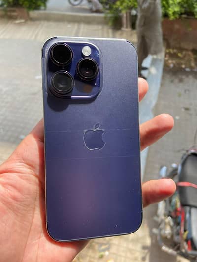 Apple iPhone 14 Pro