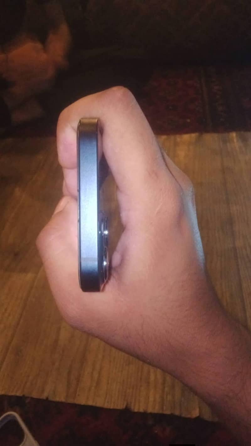 Apple iPhone 13 3