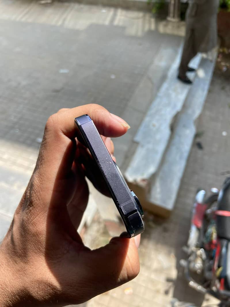 Apple iPhone 14 Pro 7