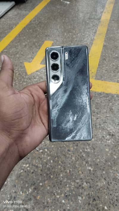 Tecno CAMON 40 Pro