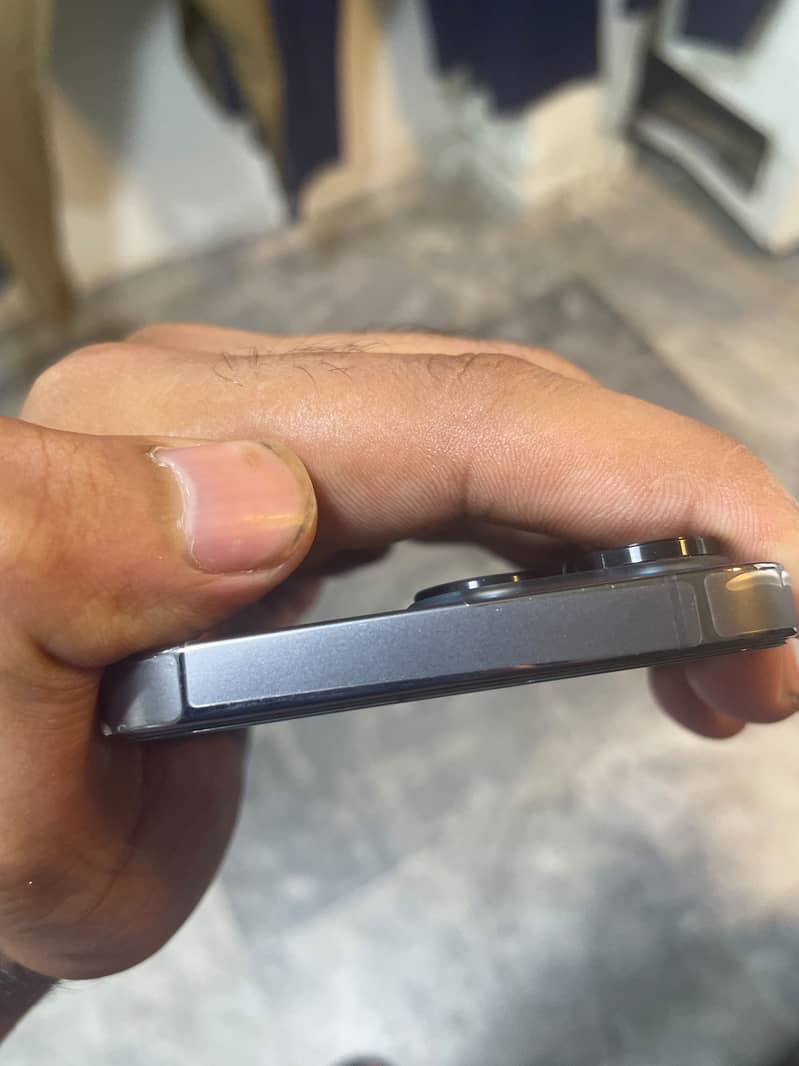 Apple iPhone 13 Pro 3