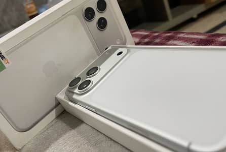 Apple iPhone 17 Pro Max 256gb pta approved 46 cycles