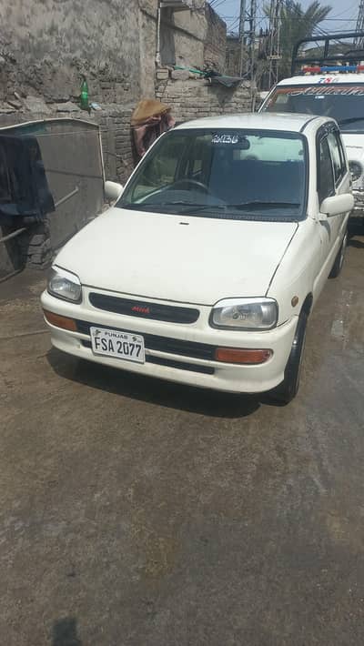 Daihatsu Cuore 2003