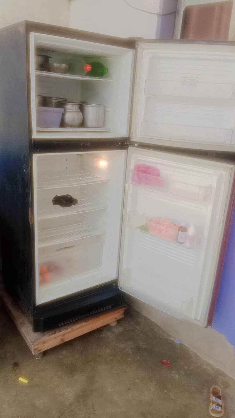 refrigerator 2