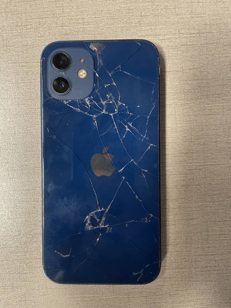 Apple iPhone 12 4