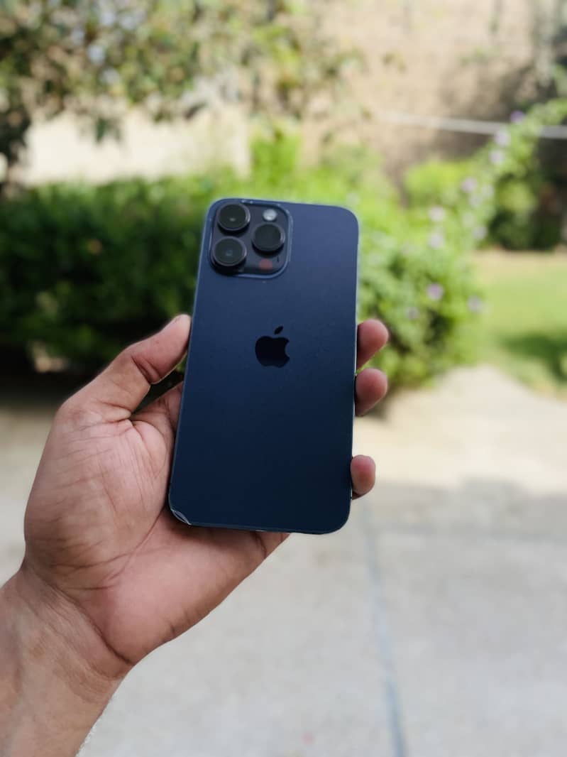 Apple iPhone 14 Pro Max 4