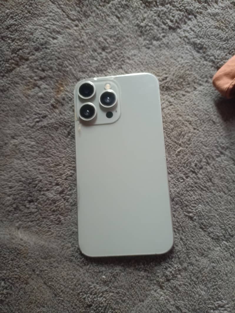 Apple iPhone 11 0