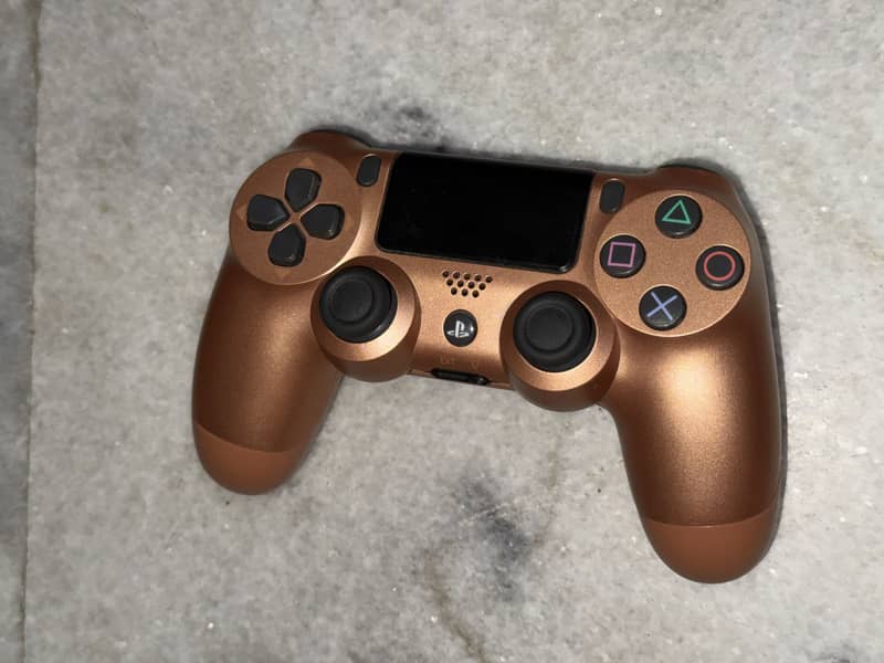 Ps4 controllers 2