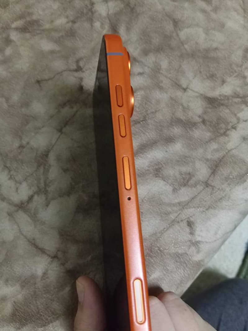 Apple iPhone 17 Pro Max 3
