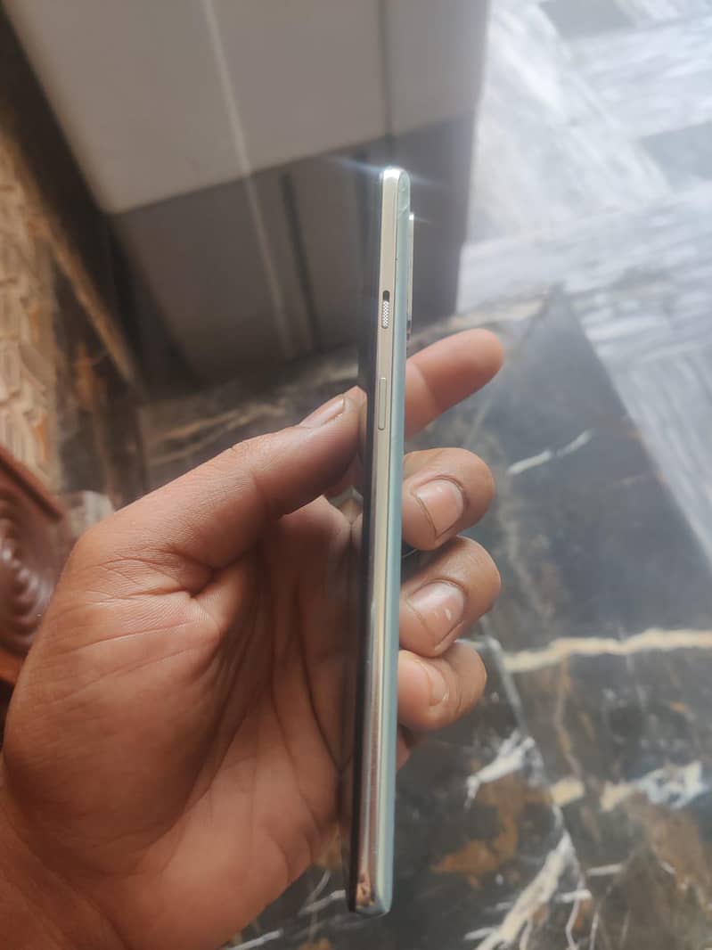 One Plus 8T 0
