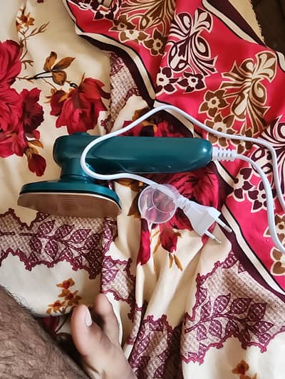 Dry iron with spray