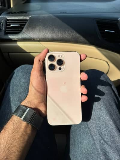 Apple iPhone 16 Pro Max JV 98 health