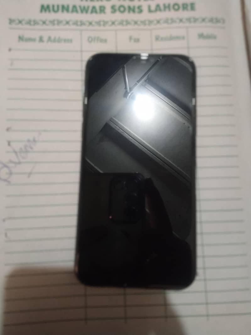 Apple iPhone 11 Pro 3