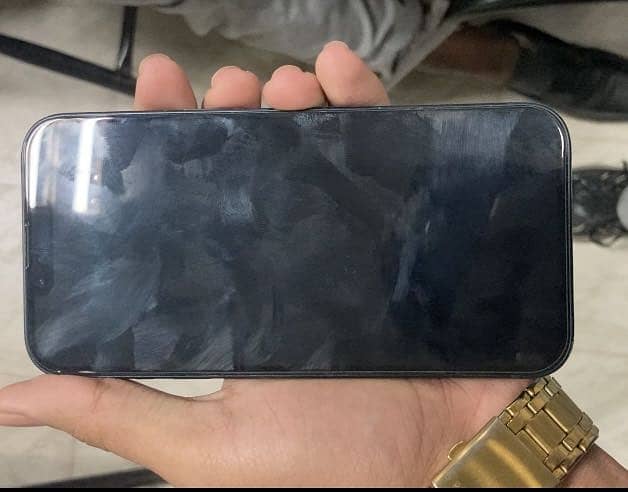Apple iPhone 13 1