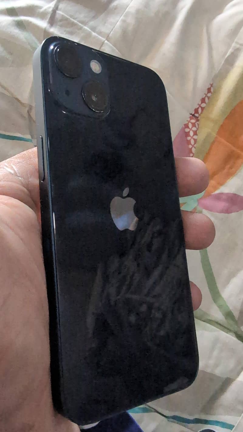 Apple iPhone 13 1
