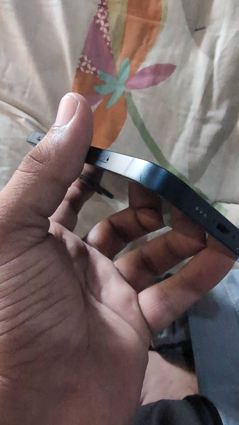Apple iPhone 13 3