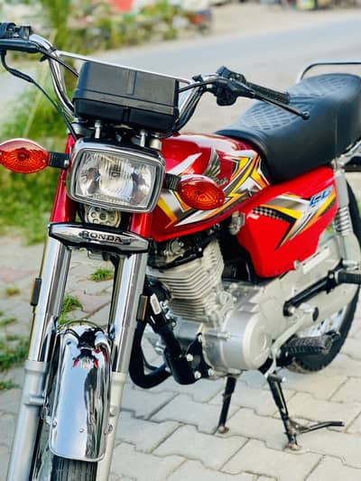 Honda Cg125cc 25model urgent sale