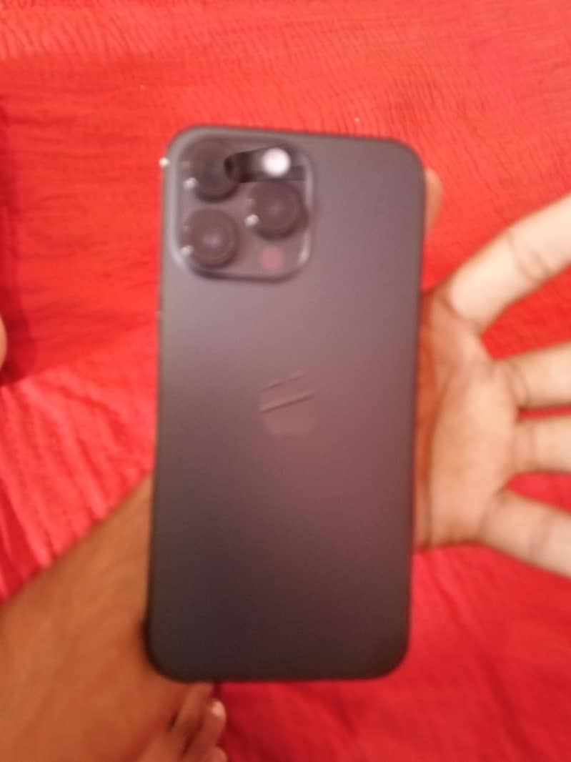 Apple iPhone 14 Pro Max 4